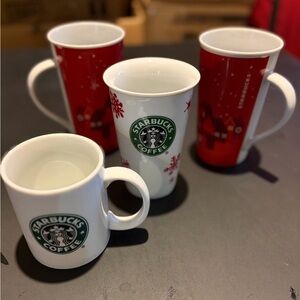 Official Starbucks Holidays mug set